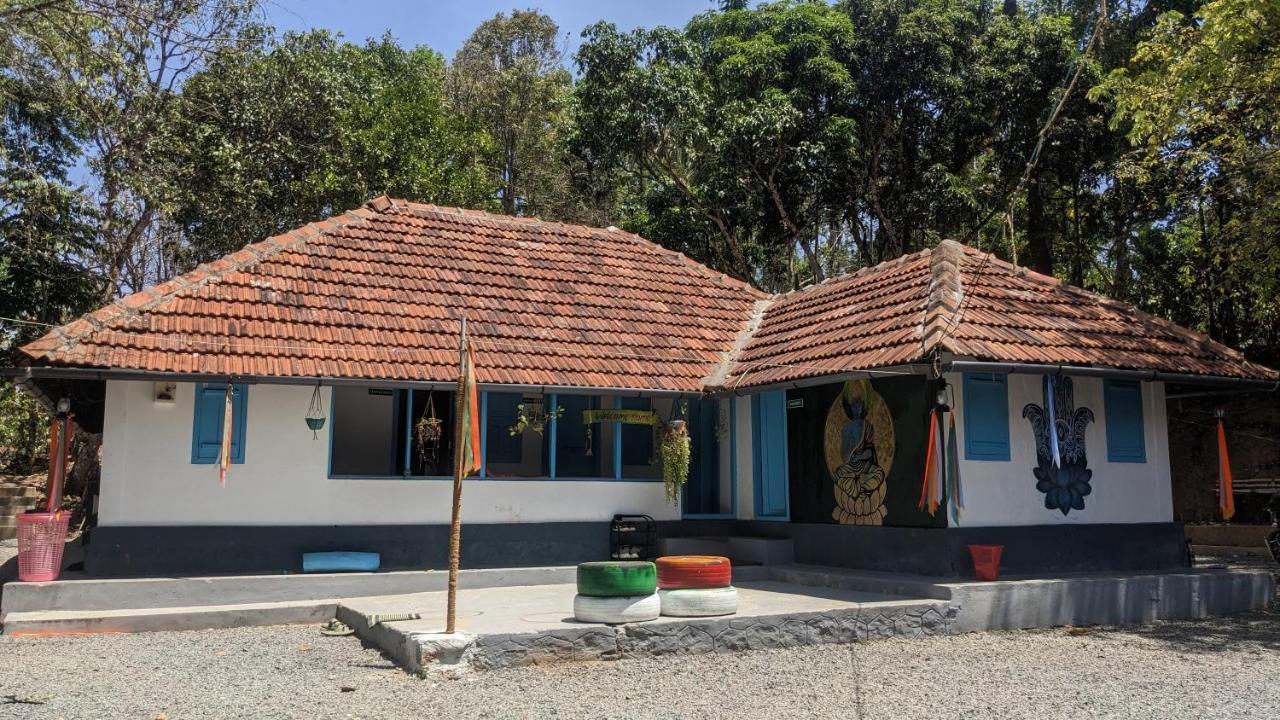 Crossroads Hostel 1957 Kalpetta Kültér fotó